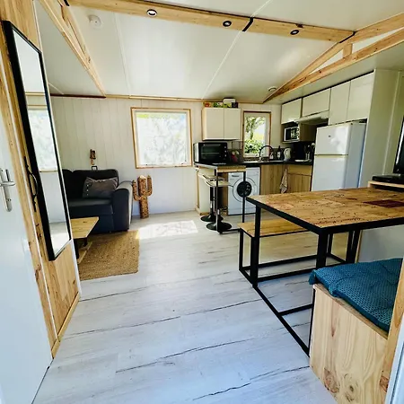 Kemp Mobil Cosy Esprit Bord De Sanguinet